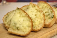 Garlic Bread with Cheese